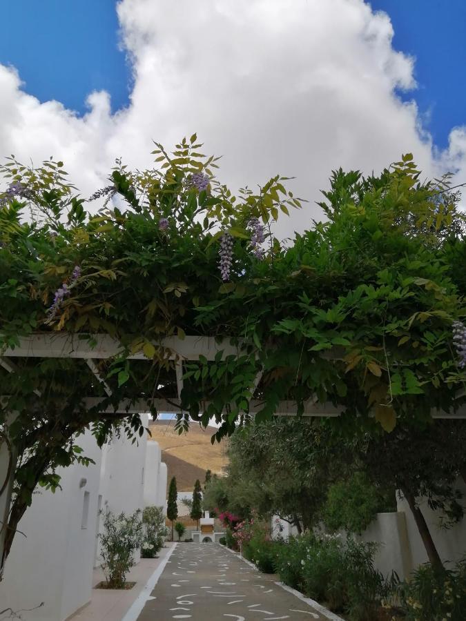 Mouras Resort Livadi  Exterior foto